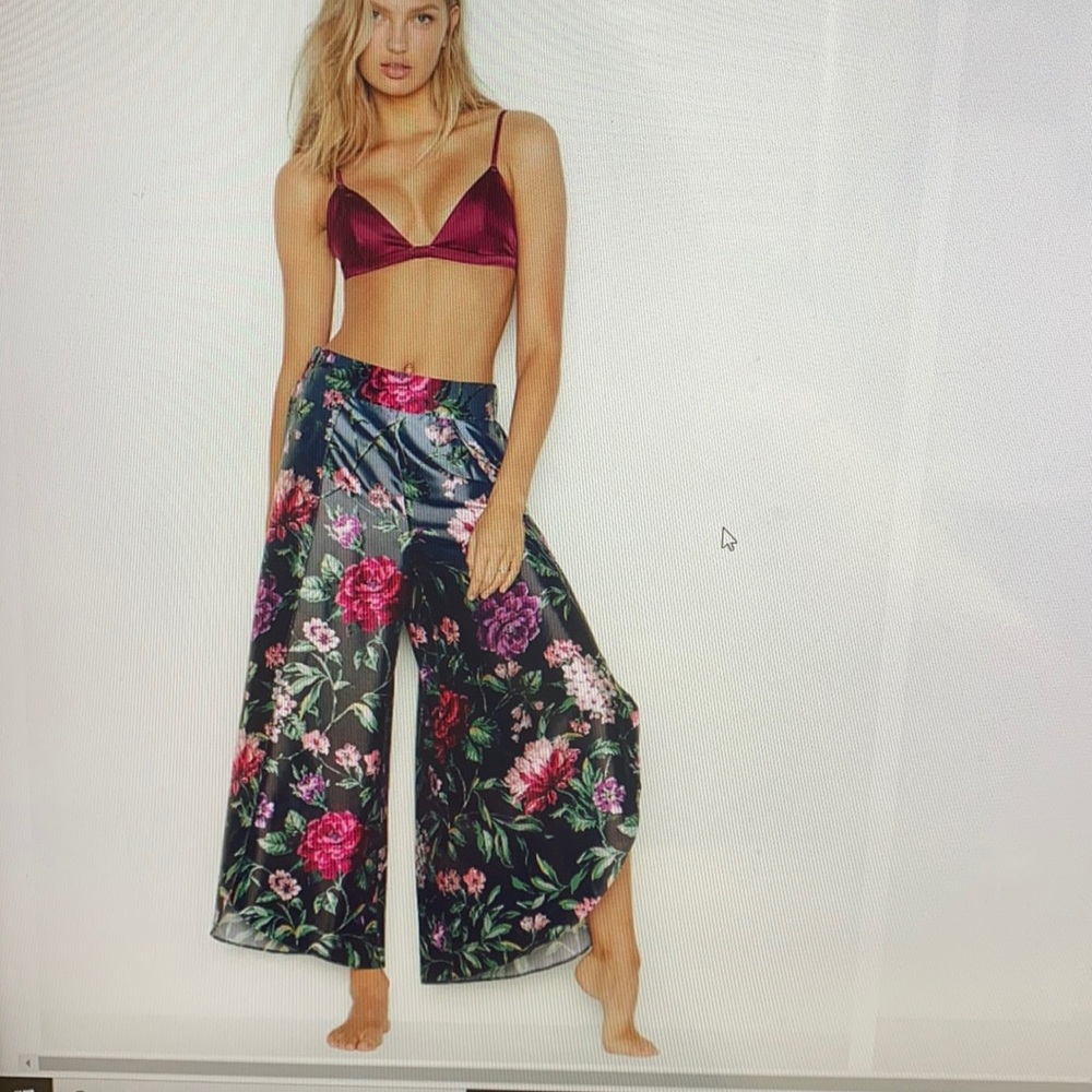 Victoria Secret Sleep wear
